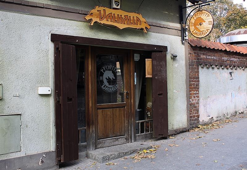 „KOD-u nie obsługujemy!”. Pub w Olsztynie odpiera zarzuty