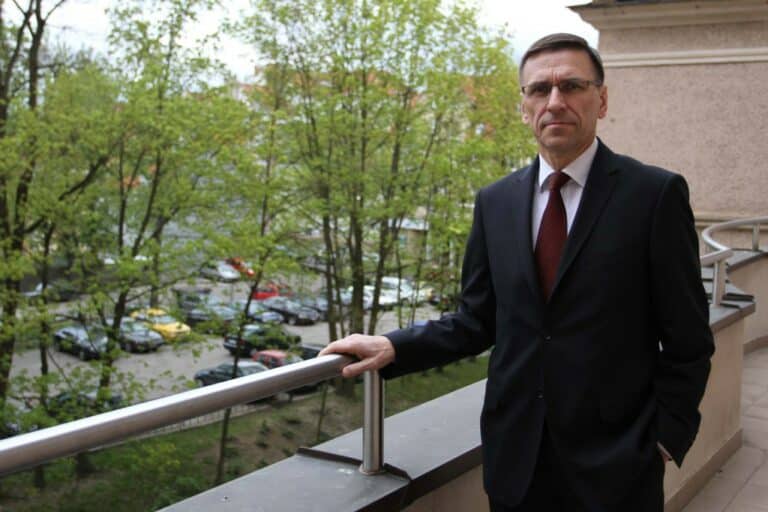 Zajrzeliśmy do portfela prezydenta miasta i jego zastępc&oacute;w