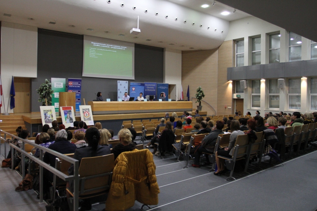 KONFERENCJA-UM-NARKOTYKI