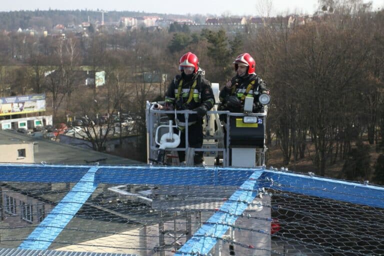 Strażacy z nowym sprzętem