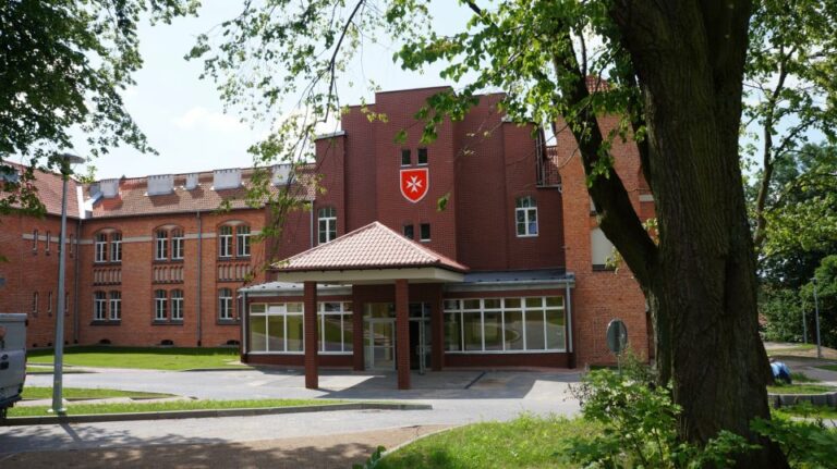 Zatrucia w szpitalach w Biskupcu i Barczewie