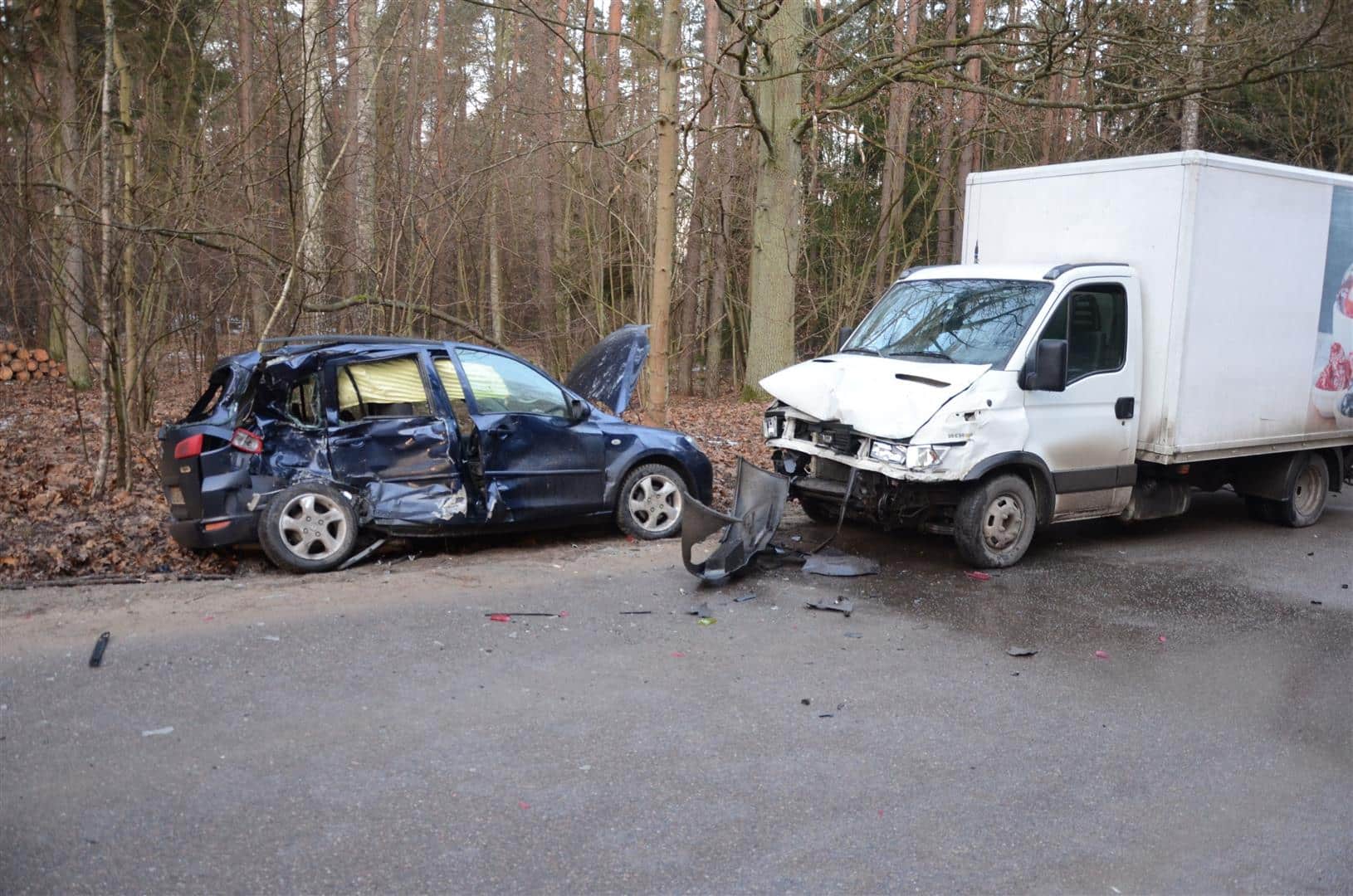 Wypadek na ul Leśnej. Dwie osoby zostały przewiezione do szpitala [GALERIA] wypadek Galerie, Olsztyn