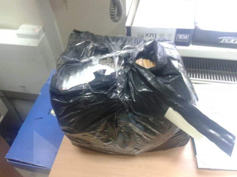 W torbach mieli prawie 700 paczek papierosów bez akcyzy