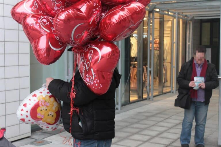 Regionalne historie miłosne z oszustwami i przestępstwami w tle