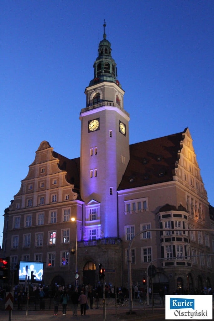 AES_0136_a