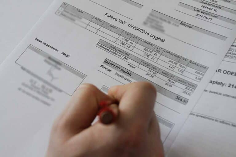 Badanie: o 1/3 wzrosła w pandemii liczba faktur przekazywanych do odzyskania