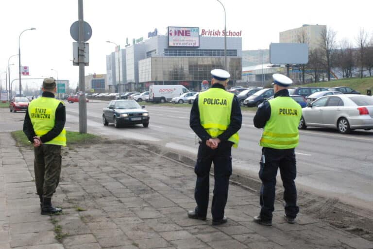 Dwie godziny i trzy mandaty. Policja kontrolowała przejście dla pieszych