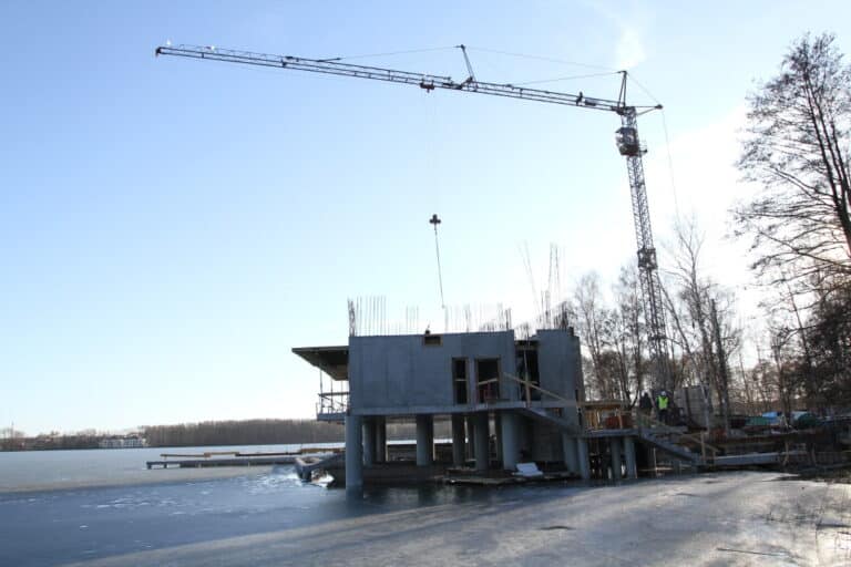 Chcesz kupić działkę nad jeziorem Krzywym?