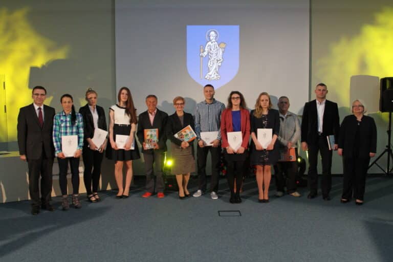 Najlepsi sportowcy z Olsztyna otrzymali nagrody pieniężne i stypendia