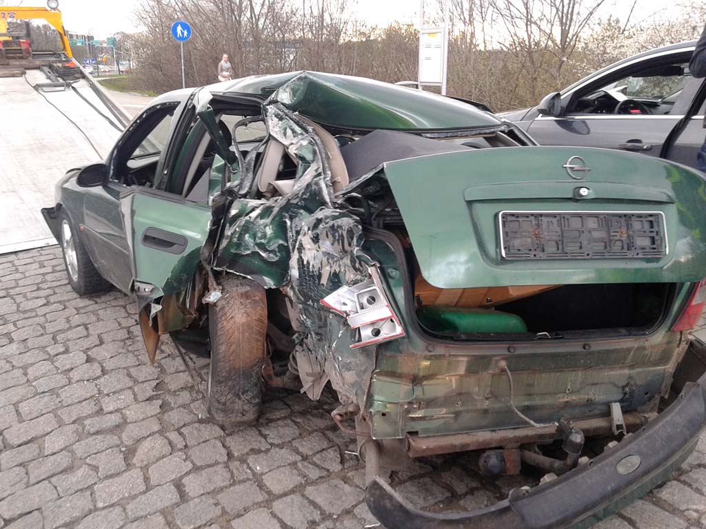 OPEL KOLIZJA_2
