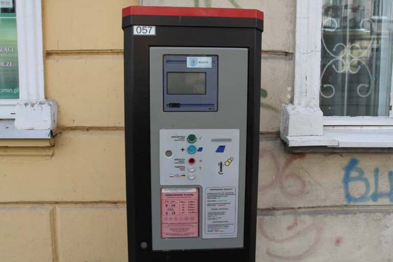 Ulica Na Skarpie w Strefie Płatnego Parkowania?