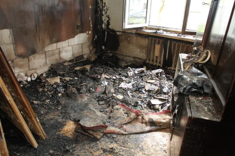 W zadymionym mieszkaniu zginęła 95-letnia staruszka