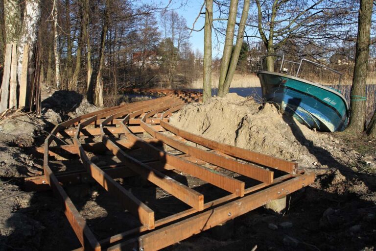 Można wynajmować lokale w nowych budynkach nad jeziorem Ukiel