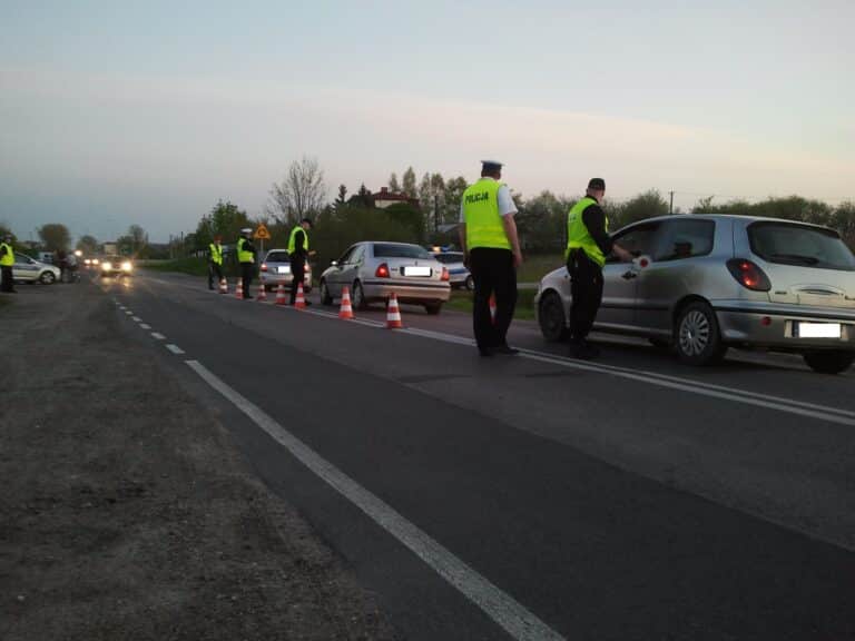 W Ełku policja wzięła się za pijanych kierowc&oacute;w