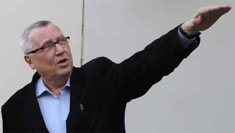 Janusz Kijowski z medalem od prezydenta Bronisława Komorowskiego