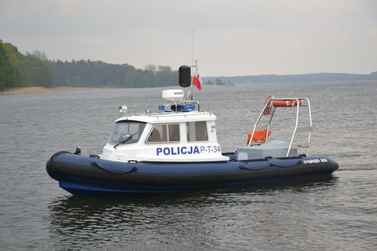 Tragedie nad jeziorami. Od 1 maja w wodach regionu utonęło już 19 osób