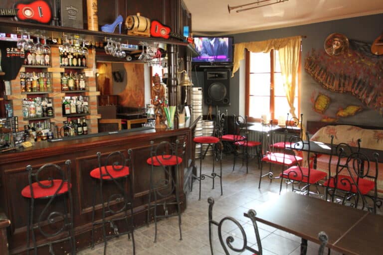 Drugie urodziny pubu Qźnia Muzycznych Smak&oacute;w