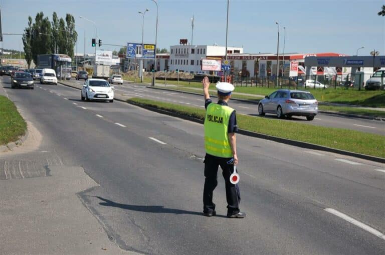 Maj&oacute;wka na drogach Warmii i Mazur