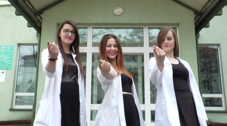 Nie wiesz gdzie studiować? Zobacz film!