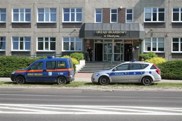 Alarm bombowy w Urzędzie Skarbowym