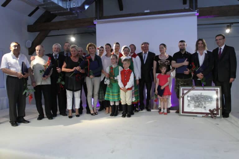 Piotr Grzymowicz wyróżnił olsztyńskich artystów