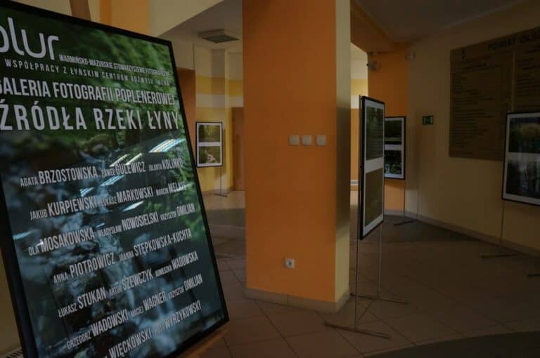 Wystawa "źr&oacute;dła rzeki Łyny" do obejrzenia w starostwie