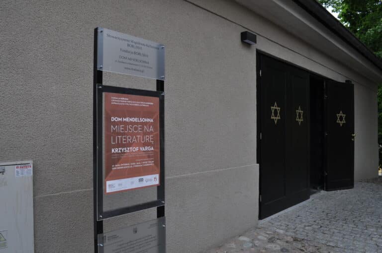 Hubert Klimko-Dobrzaniecki spotka się z dziećmi w Domu Mendhelsona.