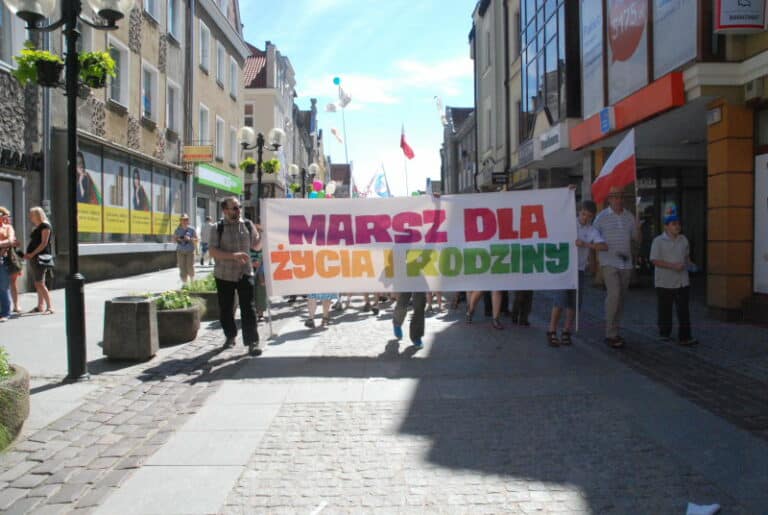 Marsz dla Życia i Rodziny w Olsztynie
