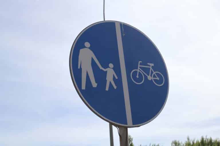 Nowy pomysł aby rowerzyści i piesi zaprzyjaźnili się nad jeziorem Długim