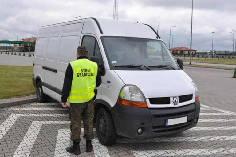 Na granicy zatrzymano busa