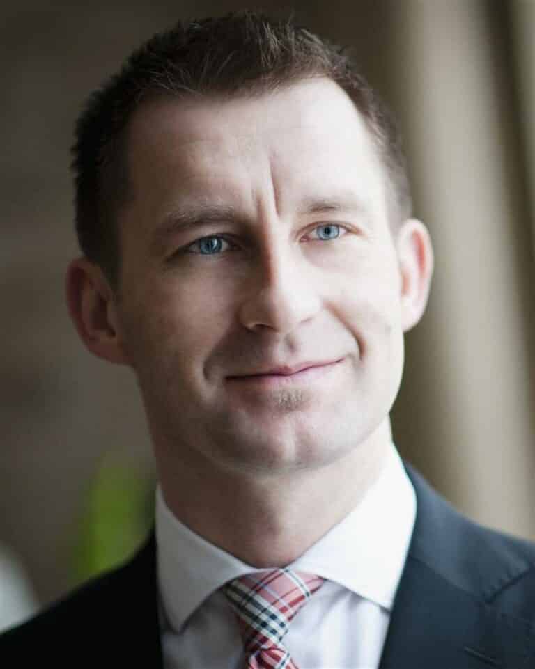 Prezydent Ełku miażdży konkurencję i wygrywa wybory