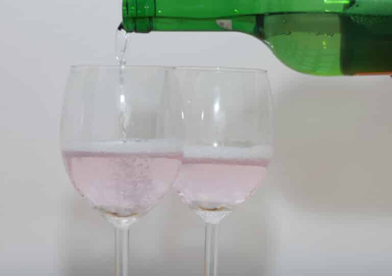 „Czy napijemy się u pana winka…?” – uwodziły i okradały mężczyzn