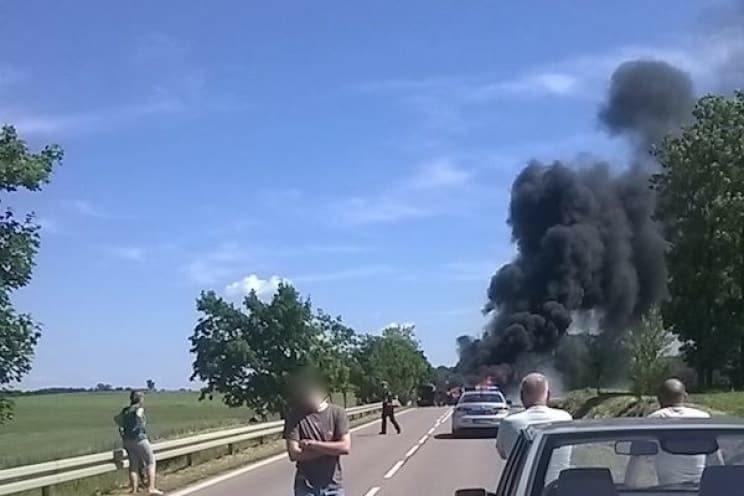 Samochód osobowy spłonął, po kierowcę ciągnika przyleciał helikopter pożar Bartoszyce, Wiadomości