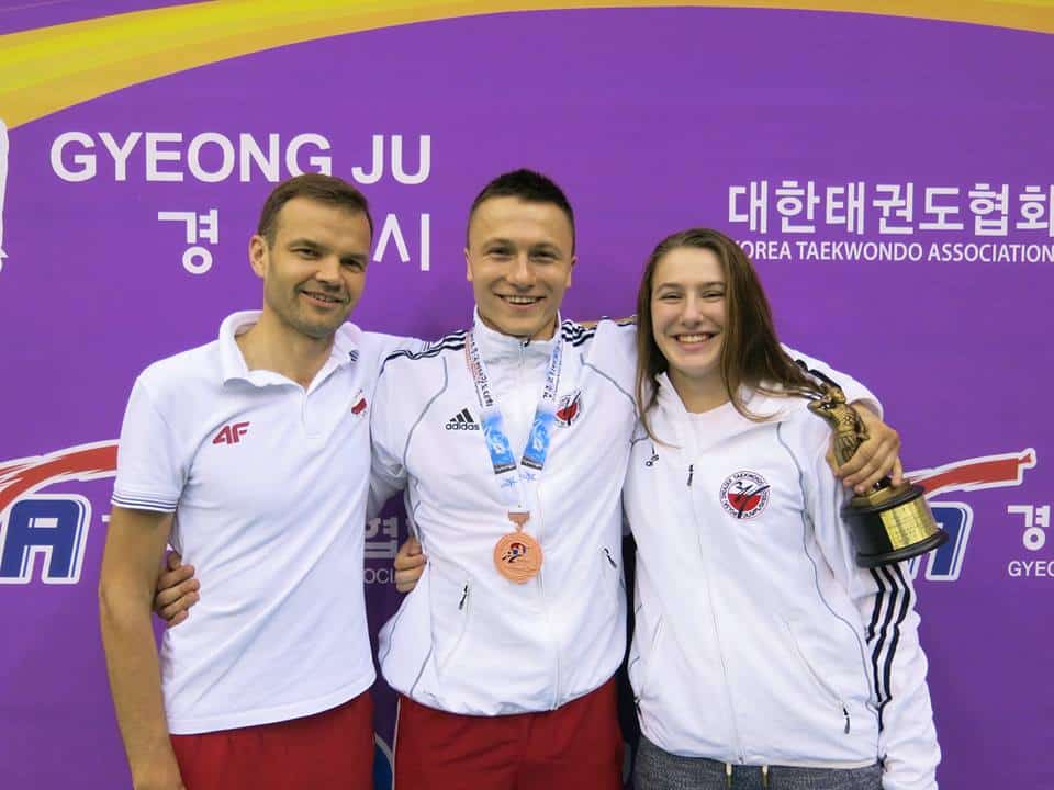 Dobry występ zawodników z Olsztyna na turnieju taekwondo w Korei rozrywka Olsztyn, Wiadomości