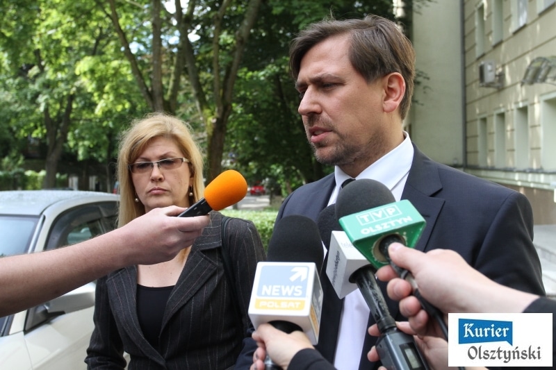 TOMASZ KACZMAREK IWONA ARENT POD PROKURATURA