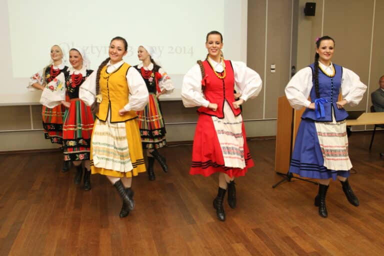 Zesp&oacute;ł Pieśni i Tańca "Kortowo" wygrywa międzynarodowy turniej