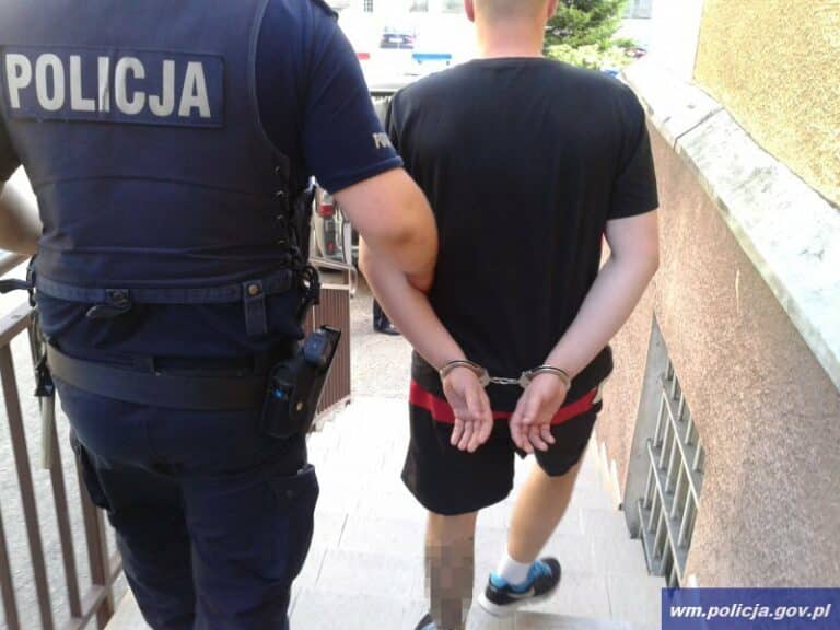 Zatrzymali 19-latka poszukiwanego listem gończym