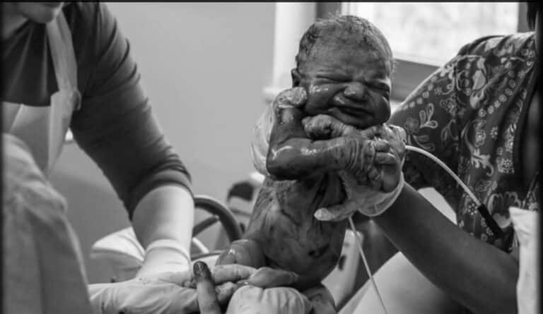 Sesja porodowa. Moda, która przyjmie się w Olsztynie?