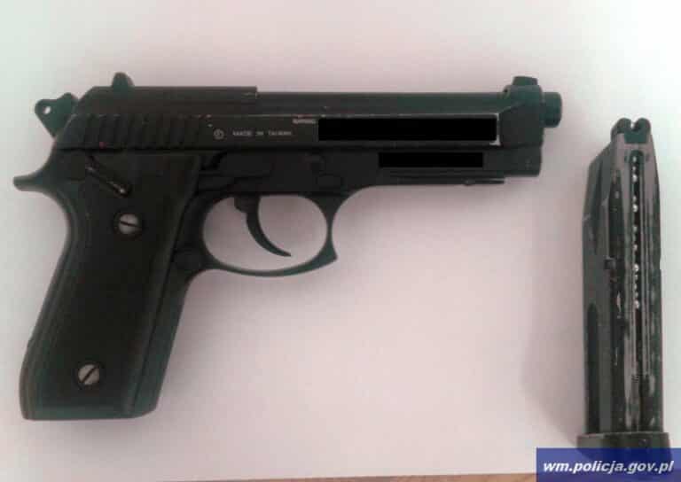 Podczas imprezy alkoholowej strzelał z wiatr&oacute;wki