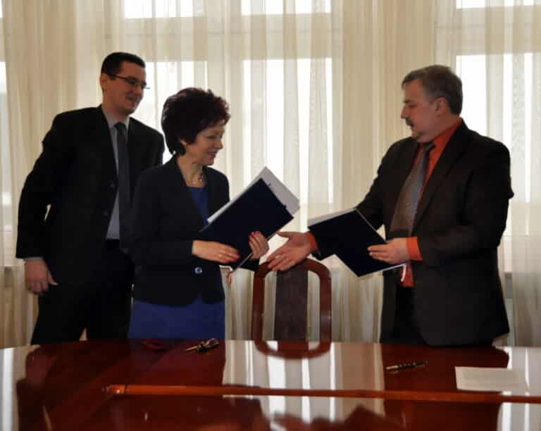 Kosmiczne zarobki burmistrz Szczytna. Podwyżka o kilkadziesiąt procent w siedem lat