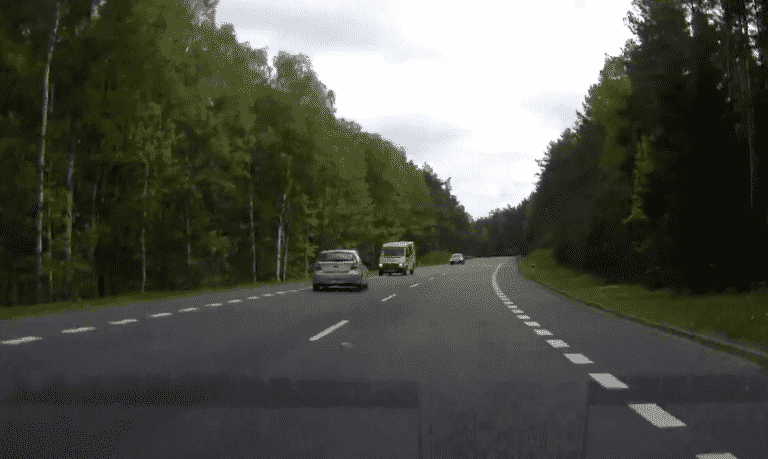 Kierowca cudem uniknął śmierci!