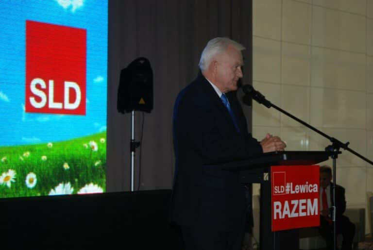 &ndash; Władza leży na ulicy, wystarczy się schylić. SLD zainaugurował kampanię wyborczą