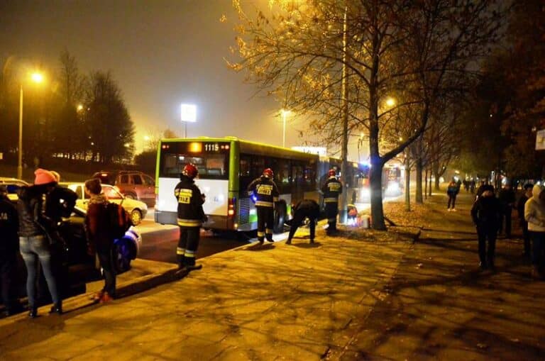 Wypadek autobusowy na Dworcowej okazał się śmiertelny
