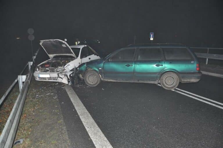 Weekend na drogach regionu: 13 wypadków, 24 rannych