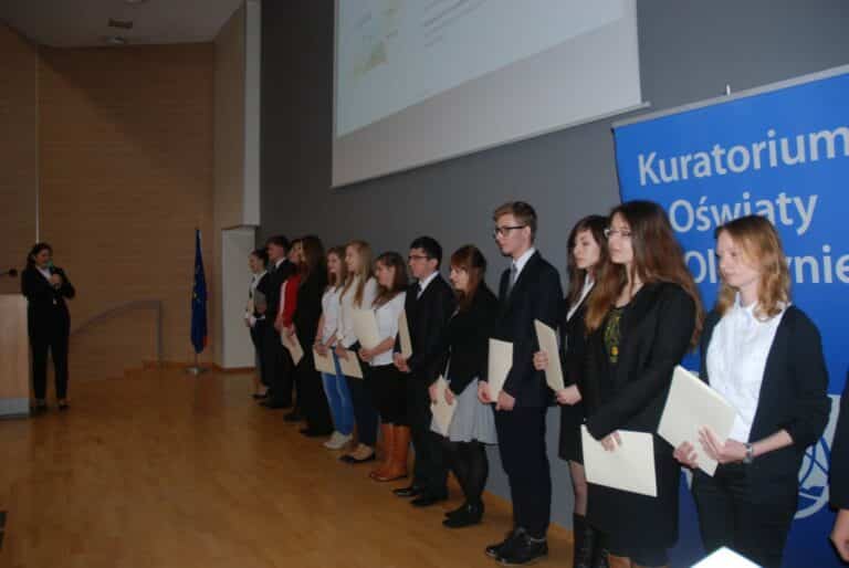 165 uczni&oacute;w z naszego regionu stypendystami premiera