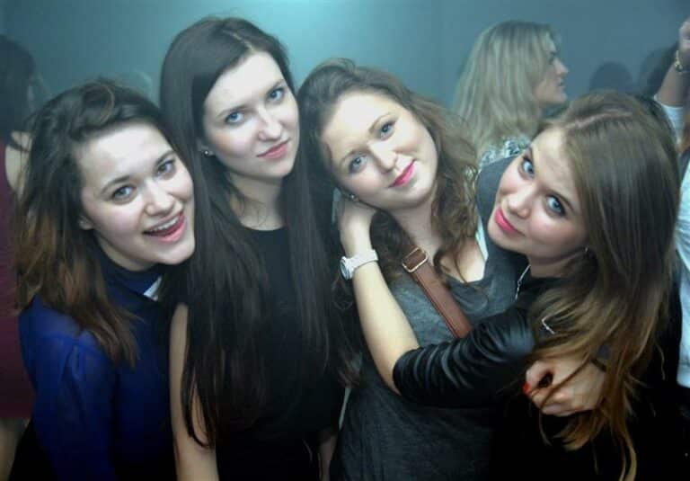 Szalona zabawa przyszłych ekonomist&oacute;w. Otrzęsiny WNE