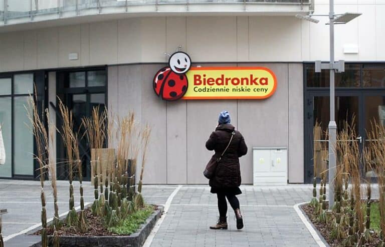 Biedronka rezygnuje z produktów rosyjskiego i białoruskiego pochodzenia