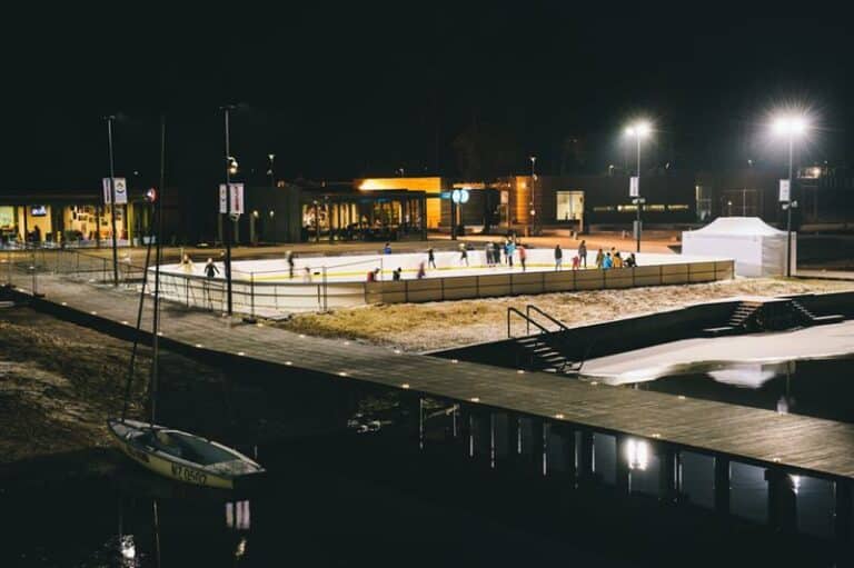 Wypoczywaj zimą nad Jeziorem Krzywym