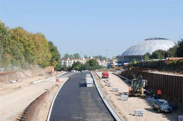 Pogoda sprzyja. Jedna nitka Obiegowej dla kierowc&oacute;w