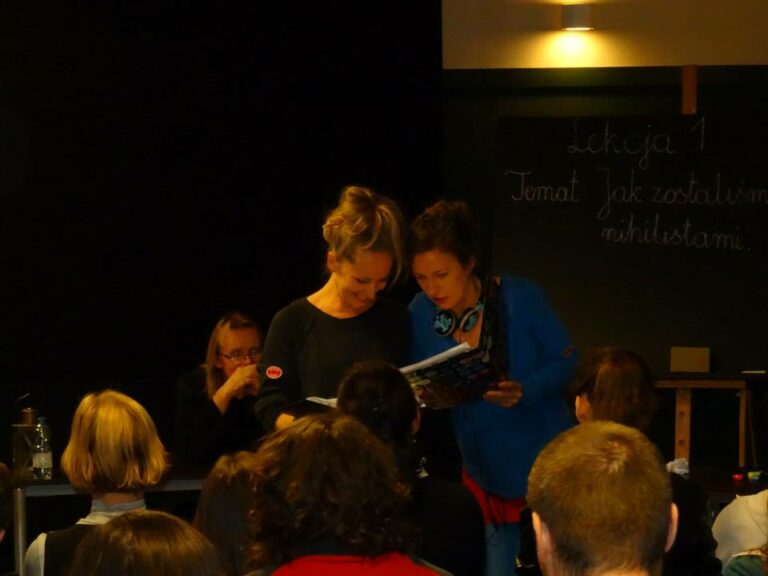 W poszukiwaniu szczęścia. Wieczor&oacute;wka Filozoficzna na Marginesie